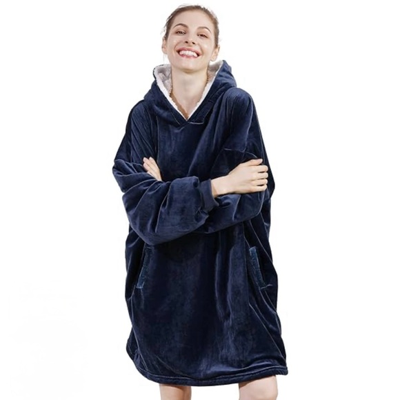 NWT Oversized Wearable Hoodie Blanket Sherpa Wearable Blanket Sweater Sweatshirt - Picture 4 of 12